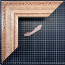 882 - Italia | Moldura de Madera de Pino de Primera, Linea para Marco, Tipo Faldon, de 20mm de espesor x 093mm de ancho. con Textura, sin Acabado.