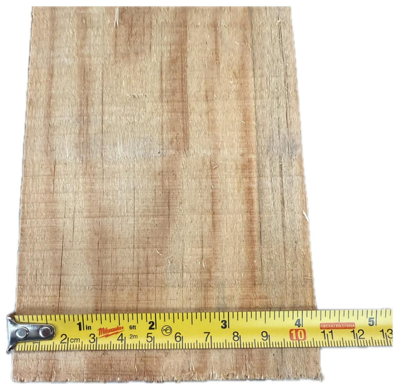 Tabla Aserrada Estufada de Pino de 1era de 1-1/2" X 04" X 8-1/4"