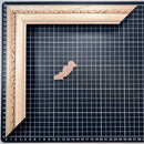 135 - 531 - FALDON PIÑA Moldura de Madera de Pino de Primera, Linea para Marco, Tipo Faldon, de 19mm de espesor x 057mm de ancho. con Textura, sin Acabado.