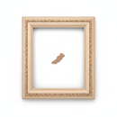 135 - 531 - FALDON PIÑA Moldura de Madera de Pino de Primera, Linea para Marco, Tipo Faldon, de 19mm de espesor x 057mm de ancho. con Textura, sin Acabado.