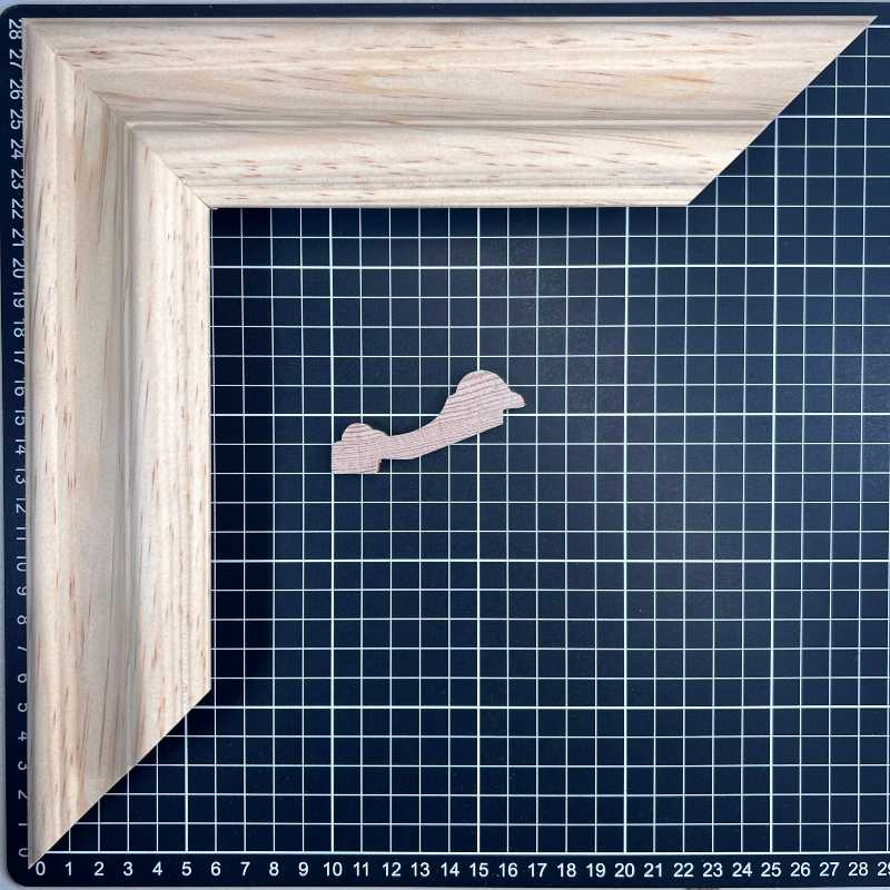 736 Moldura de Madera de Pino de Primera, Linea para Marco, Tipo Faldon, de 20mm de espesor x 071mm de ancho. sin Textura, sin Acabado.