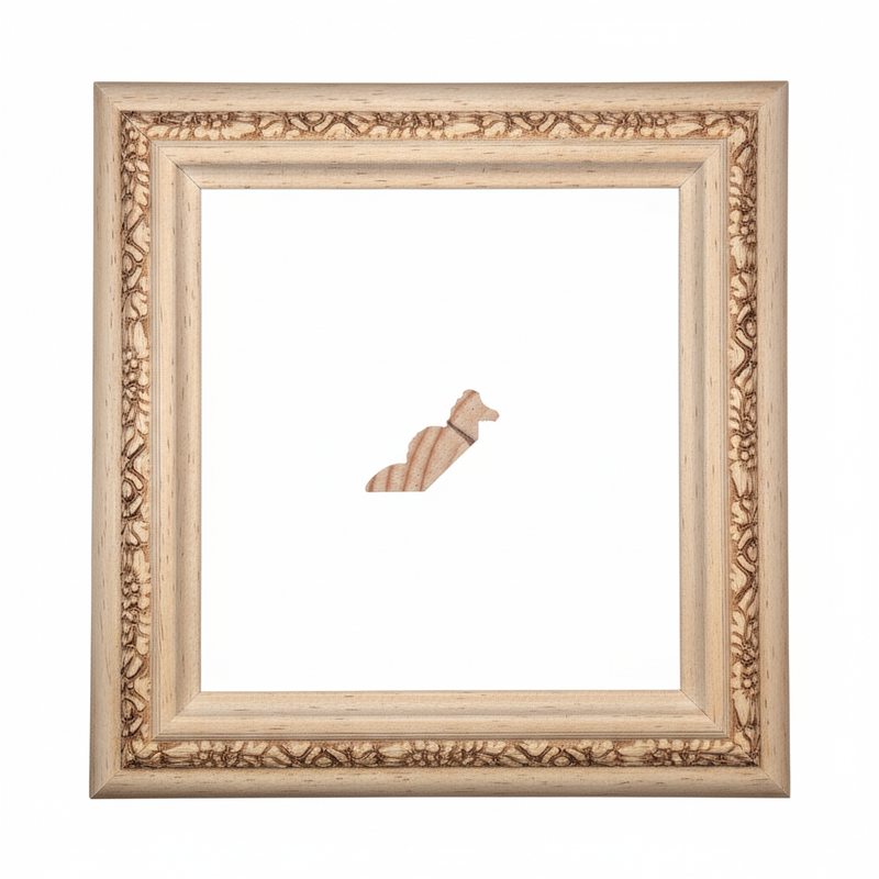 FALDON ROSAS - 21G | Moldura de Madera de Pino de Primera, Linea para Marco, Tipo Faldon, de 19mm de espesor x 059mm de ancho. con Textura, sin Acabado.