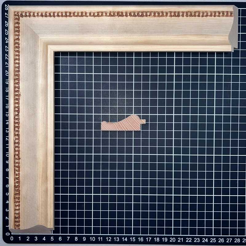 36 - Grecia Moldura de Madera de Pino de Primera, Linea para Marco, Tipo Plana, de 20mm de espesor x 055mm de ancho. con Textura, sin Acabado.