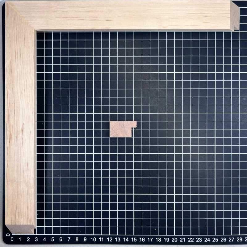 Bastidor - 20 x 33 Moldura de Madera de Pino de Primera, Linea para Marco, Tipo Plana, de 20mm de espesor x 033mm de ancho. sin Textura, sin Acabado.