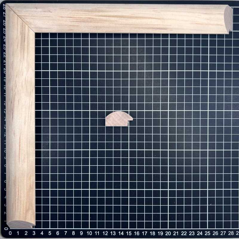 1/2 Caña - SUPER Moldura de Madera de Pino de Primera, Linea para Marco, Tipo Plana, de 19mm de espesor x 034mm de ancho. sin Textura, sin Acabado.