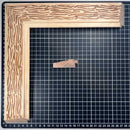 Chaflan - STICKS Moldura de Madera de Pino de Primera, Linea para Marco, Tipo Plana, de 20mm de espesor x 058mm de ancho. con Textura, sin Acabado.