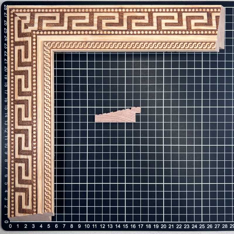 Chaflan Continuo - 60 - AZTECA 2 Moldura de Madera de Pino de Primera, Linea para Marco, Tipo Plana, de 20mm de espesor x 060mm de ancho. con Textura, sin Acabado.