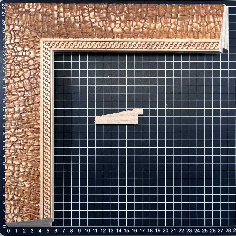 Chaflan Continuo - 60 - EMPEDRADO Moldura de Madera de Pino de Primera, Linea para Marco, Tipo Plana, de 20mm de espesor x 060mm de ancho. con Textura, sin Acabado.