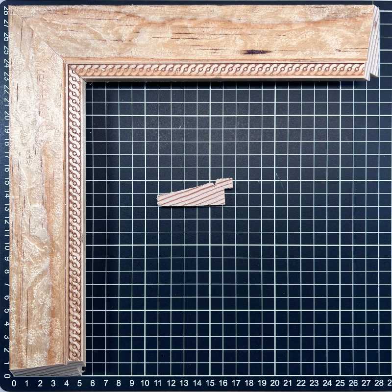 Chaflan Continuo - 60 - PIEDRA Moldura de Madera de Pino de Primera, Linea para Marco, Tipo Plana, de 20mm de espesor x 060mm de ancho. con Textura, sin Acabado.