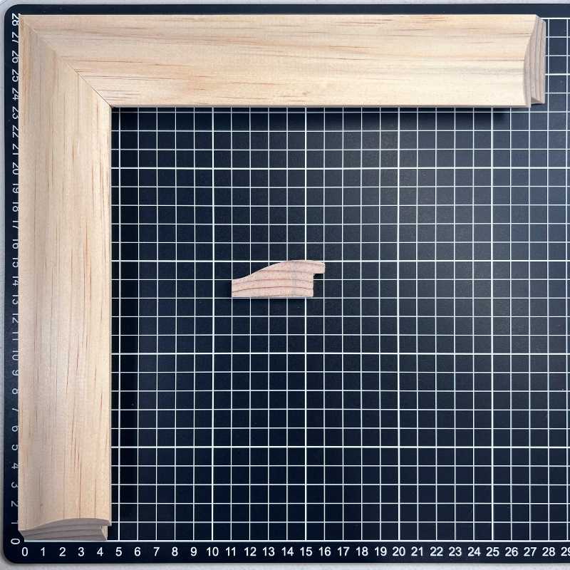 LOPEZ Moldura de Madera de Pino de Primera, Linea para Marco, Tipo Plana, de 20mm de espesor x 050mm de ancho. sin Textura, sin Acabado.