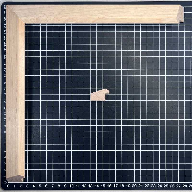 PAMPLONA - 19 x 30 Moldura de Madera de Pino de Primera, Linea para Marco, Tipo Plana, de 19mm de espesor x 030mm de ancho. sin Textura, sin Acabado.