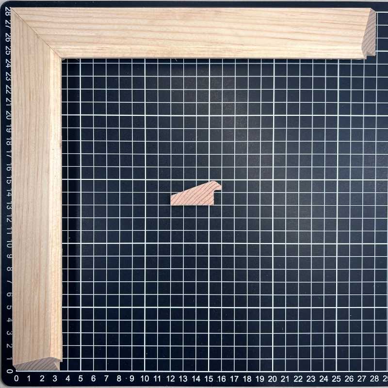 PAMPLONA - 19 x 40 Moldura de Madera de Pino de Primera, Linea para Marco, Tipo Plana, de 19mm de espesor x 040mm de ancho. sin Textura, sin Acabado.