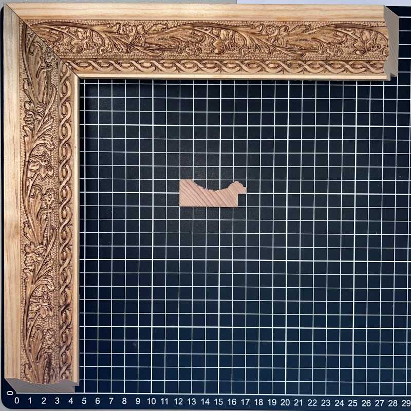 SOR MARIA - G1 Moldura de Madera de Pino de Primera, Linea para Marco, Tipo Plana, de 20mm de espesor x 049mm de ancho. con Textura, sin Acabado.